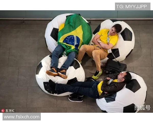 足球粉丝礼品推荐让你在比赛日尽显球迷风采的必备好物